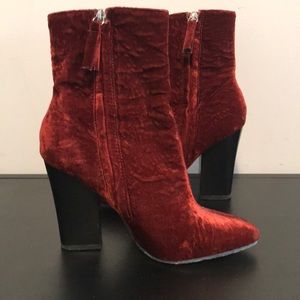 Zara Shoes - Velvet bootie. Zara Shoes - Velvet bootie.